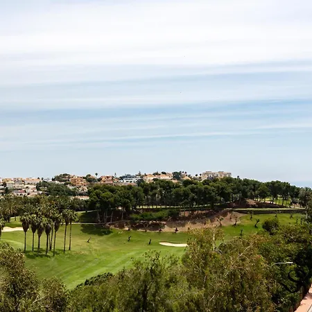 Apartment Amazing Sea And Golf Course View 2br, Parking Pool Benalmadena